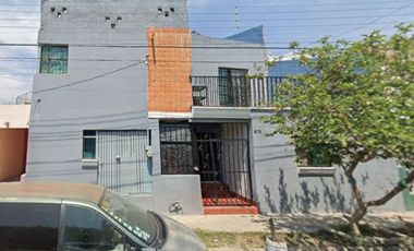 VENTA DE CASA EN GUADALAJARA COL JARDINES DE SANTA ISABEL