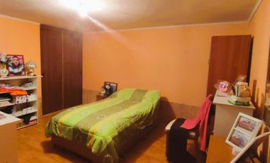 Se Vende Casa Ampliada – Excelente Estado y Ubicación