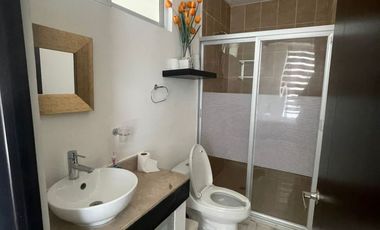 RENTO DEPARTAMENTO AMUEBLADO CERCA DE PLAZA AMERICAS