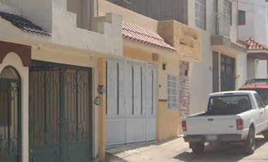 VENTA DE CASA EN LA PIEDAD DE CABADAS, MICHOACÁN