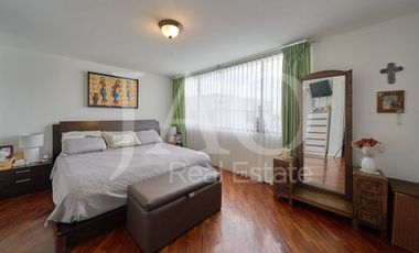 En Venta Casa Independiente incluye Amplio Departamento Sector Unión Nacional, Norte de Quito