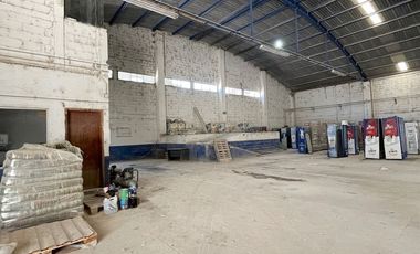 SE RENTA BODEGA DE 1900 M2 TECHADOS EN ZONA NORTE PONIENTE COL. LAGUITOS