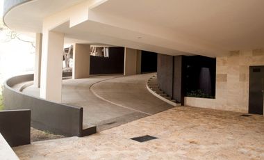 Venta Exclusivo departamento en Lomas Altas, diseño Girault y vista espectacular. Core & Shell para crear tu propio lujo.