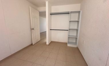 RENTA DE CASA EN VIÑEDOS SALIDA LEON SILAO