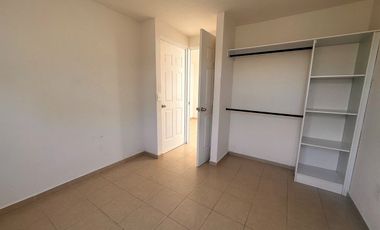 RENTA DE CASA EN VIÑEDOS SALIDA LEON SILAO