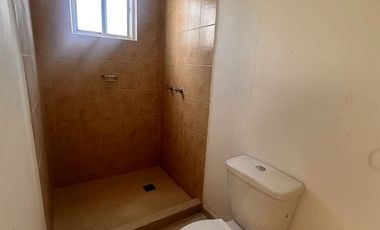 RENTA DE CASA EN VIÑEDOS SALIDA LEON SILAO