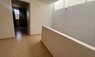 RENTA DE CASA EN VIÑEDOS SALIDA LEON SILAO