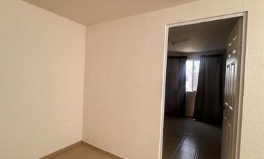 RENTA DE CASA EN VIÑEDOS SALIDA LEON SILAO