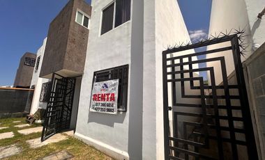 RENTA DE CASA EN VIÑEDOS SALIDA LEON SILAO