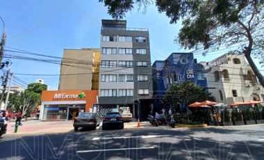 ¡Vive en Miraflores, Departamento de Estreno, Lugar Seguro y Al Alcance de Todo!