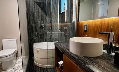 Venta de Amplio Departamento en Exclusiva Sección de Polanco, Remodelado con Terraza.