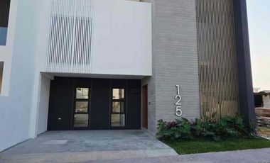 Residencial en venta Puerta de Hierro zona sur pte de la ciudad zona del campestre