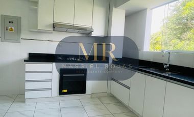 Venta Duplex 3 hab. c/terraza propia frente a parque San Borja, adic. cocheras