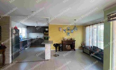 Arriendo Hermosa Casa con Jacuzzi y Quincho en Colina, Ayres de Chicureo, Condominio El Rodeo