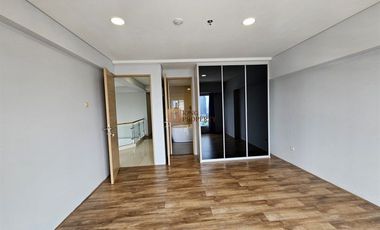 Siap Huni, Disewakan Loft 2 Lantai Eksklusif Maqna Residence Furnish Mewah, Dekat Puri Indah Mall, Lippo Mall