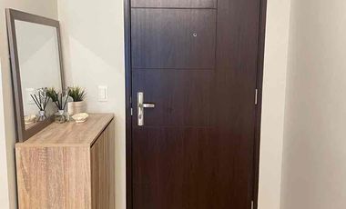 Spacious 1-bedroom Corner Unit in the Heart of Makati