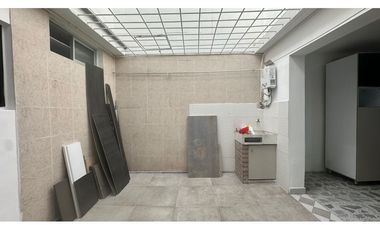 VENDO CASA EN LA ALMERIA