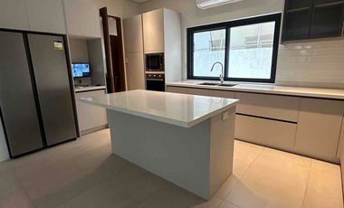 for sale,house and lot,  brand new, modern, primera ayala southvale.