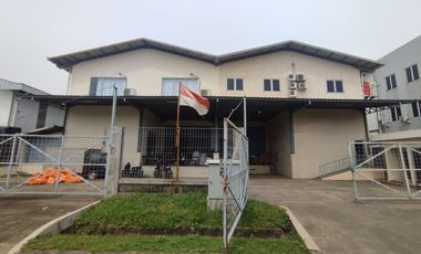 gudang 2 lantai bagus di marunda