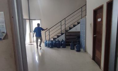 gudang 2 lantai bagus di marunda