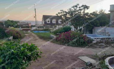 Arriendo Temporal Casa de vacaciones en El Tabo equipada para 20 personas frente al Mar