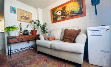 Se Vende Hermosa Casa De 2 Pisos En Pasaje Cerrado Quilicura