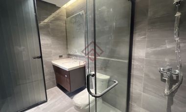 SH10 FOR SALE Ultra Modern Townhouse in Multinational Village