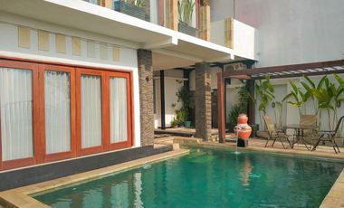 DIJUAL VILLA VIEW LAUT & KOTA MATARAM, DAERAH BATULAYAR, SENGGIGI