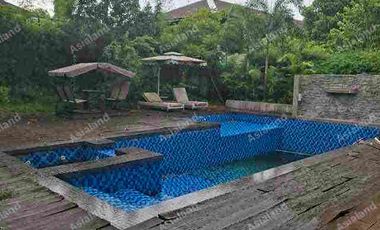 KSB : AYALA ALABANG VILLAGE 1,249SQM 240M