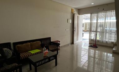 The Only One Available! Rumah 4x15 Full Furnished San Lorenzo Golf Lake Jakarta Barat