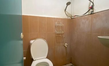 Disewakan rumah 1 lantai akses Bintaro Jaya, Tangerang Selatan.