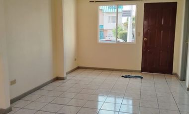 VENTA CASA EN CONJUNTO SEGURO CARAPUNGO