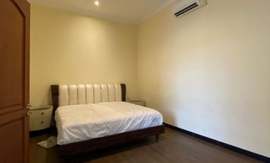 DISEWAKAN RUMAH MEWAH SPANISH STYLE DI VILLA RIVIERRA - PAKUWON CITY