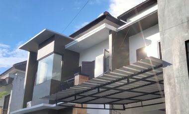 Rumah Minimalis 2 Lantai Harga Terjangkau