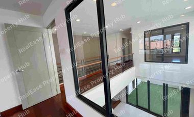 FOR SALE: Brand New Modern House with Elevator near Bonifacio Global City - ₱58M