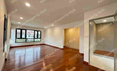FOR SALE: Brand New Modern House with Elevator near Bonifacio Global City - ₱58M