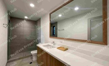 FOR SALE: Brand New Modern House with Elevator near Bonifacio Global City - ₱58M