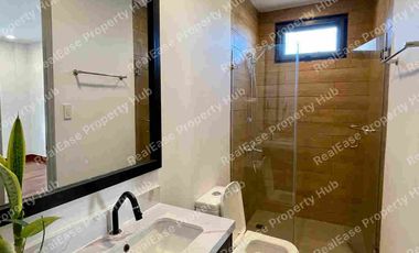FOR SALE: Brand New Modern House with Elevator near Bonifacio Global City - ₱58M