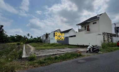 TANAH ISTIMEWA MURAH LOKASI STRATEGIS DI JALAN NGALANGAN RAYA COCOK BUAT HUNIAN MAUPUN VILLA MEWAH MASIH BANYAK PENGEMBANGAN