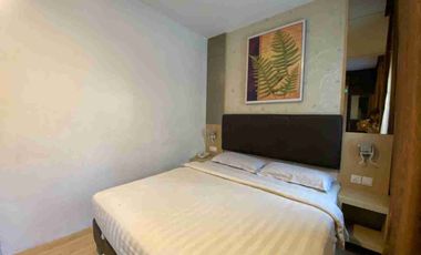 Kamar Hotel Murah Harian dan Strategis Townhouse Oak Cardinal Lucky Star Batam