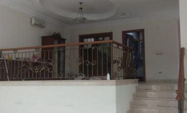 Dijual Rumah Hoek 3 Lantai Di Gading Kirana Kelapa Gading