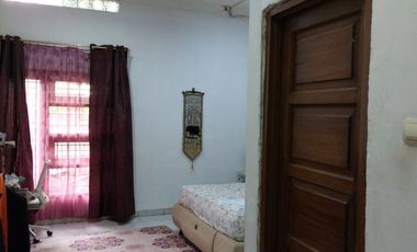 Dijual Cepat! Bu!, Strategis Dekat Alun-Alun Kota Depok!