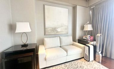 𝐑𝐚𝐫𝐞 𝟒𝐁𝐑 𝐏𝐞𝐧𝐭𝐡𝐨𝐮𝐬𝐞 𝐒𝐮𝐢𝐭𝐞 𝐟𝐨𝐫 𝐒𝐚𝐥𝐞 𝐚𝐭 𝐑𝐚𝐟𝐟𝐥𝐞𝐬 𝐑𝐞𝐬𝐢𝐝𝐞𝐧𝐜𝐞𝐬 𝐢𝐧 𝐌𝐚𝐤𝐚𝐭𝐢 𝐂𝐢𝐭𝐲