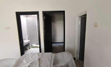 Rumah Dikontrakkan Grand Alana Dekat Kampus UPN Surabaya