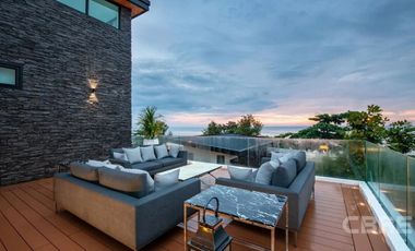 Single house with pool (805)