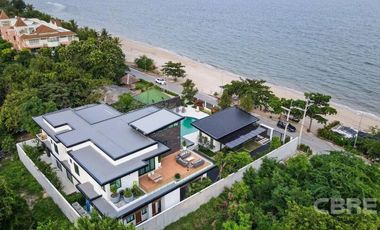 Single house with pool (805)