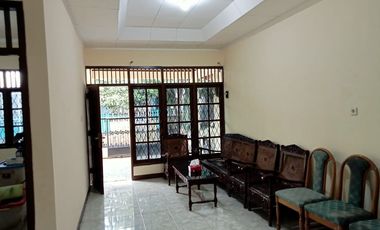 Jual cepat rumah hook  siap huni di pondok kacang timur pondok aren