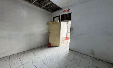 Dijual / Disewakan Ruko Siap Usaha & Hadap Jalan di Pangeran Tubagus Angke