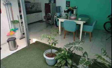 DISEWAKAN RUMAH Di depok