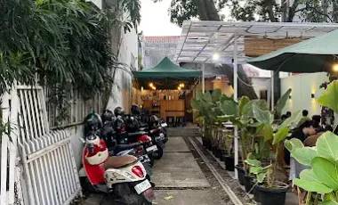 Jual Rumah lama hitung tanah di riau raya Bandung lokasi terbaik